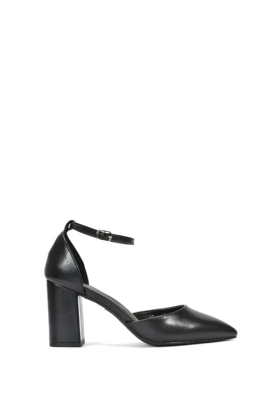XY LONDON Ankle Strap Block Heel Court Shoes