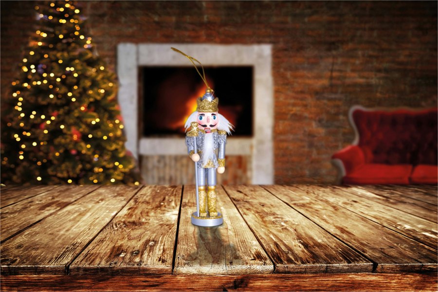St Helens Nutcracker GOLD & SILVER  WITH CROWN