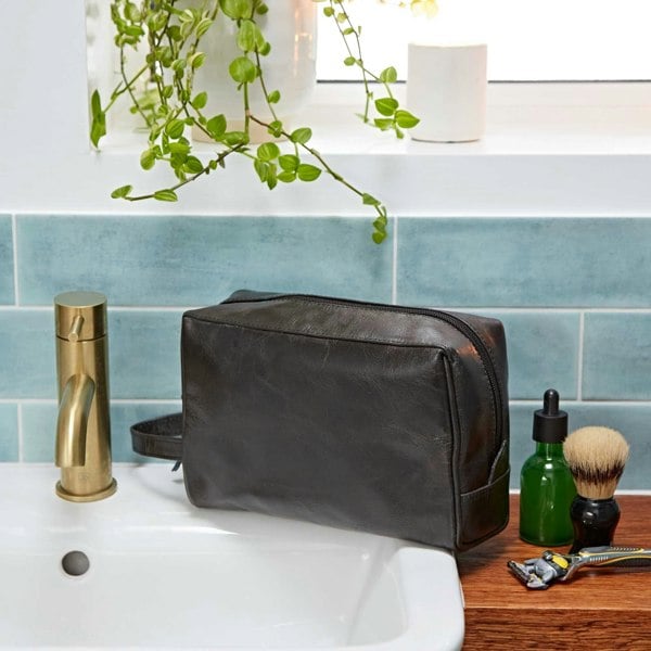 Paper High Leather Wash Bag