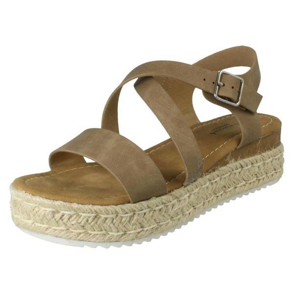 Savannah Ladies Savannah Cross Strap Platform Buckle Fastening Casual Sandals F12094