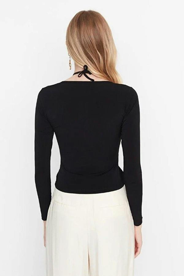 WOVCOR Knit Blouse with Neck Tie Detail