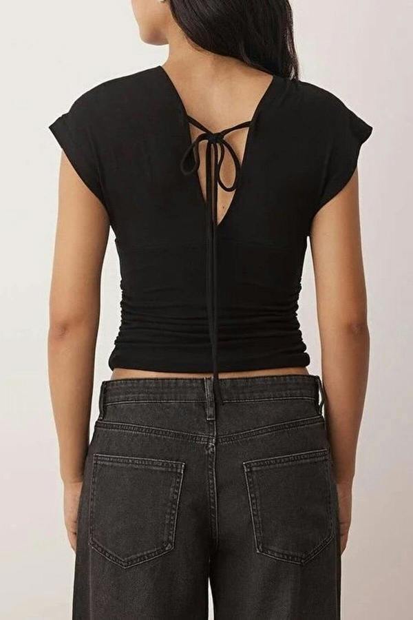 WOVCOR Fitted Gathered Detail Knitted Blouse