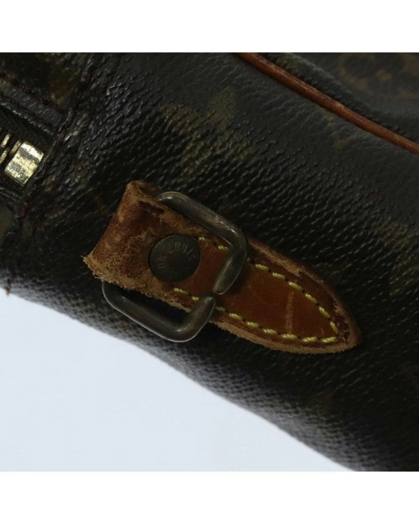 197258690.jpg