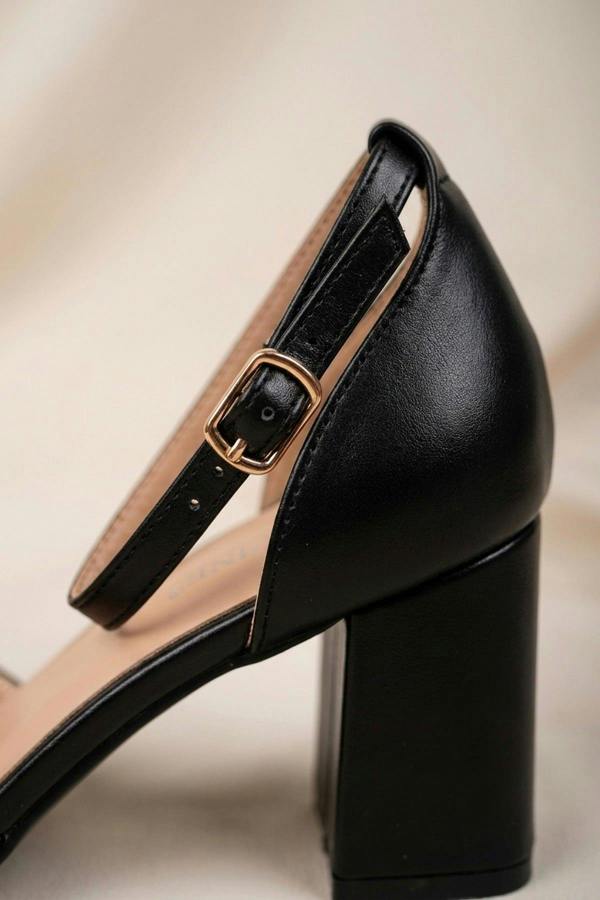 Saoirse Pointed Toe Ankle Strap Heels - Black