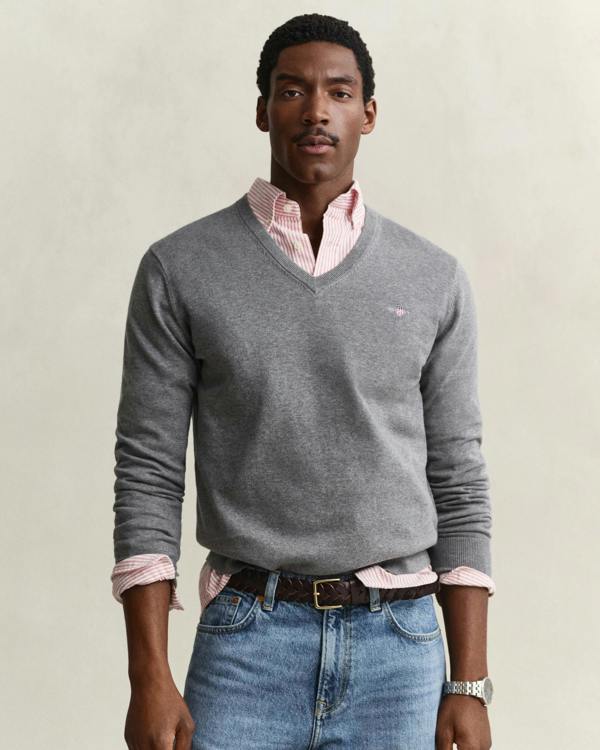 GANT Mens Classic Cotton Shield Logo V - Neck Jumper - 92 Dark Grey Melange | CHO | Designer Mens V - Neck Jumpers