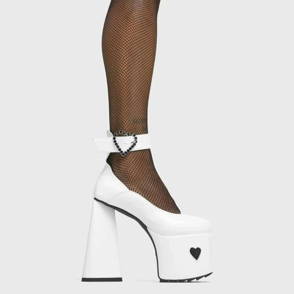 Lamoda Amour White PU Black Flats Chic Elegant Comfort Shoes for Women