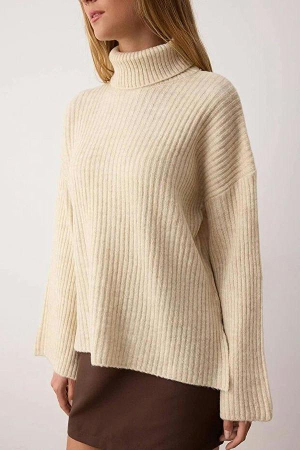 WOVCOR Soft-Textured Knit Sweater