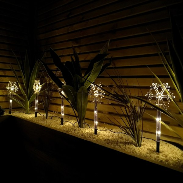 Samuel Alexander Battery Operated Set of 8 Light up Christmas Snowflake Garden Stakes with LEDs