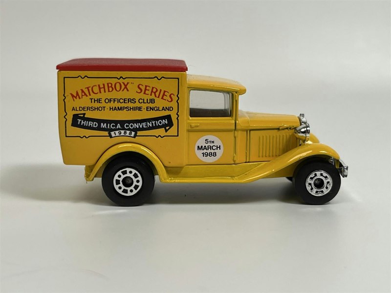 MCSlots MB38 Van Third MICA Convention Matchbox 38D S1