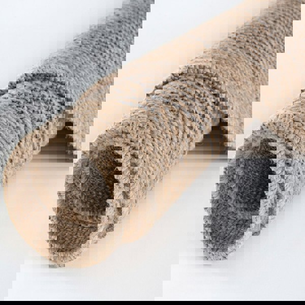 Nature Outdoor Rug Dark Grey colour weather-resistant, jute-looking, easy to clean.