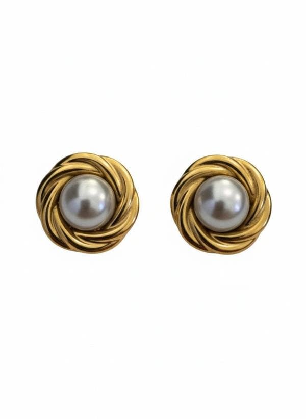 18k gold plated knot and pearl stud earrings.