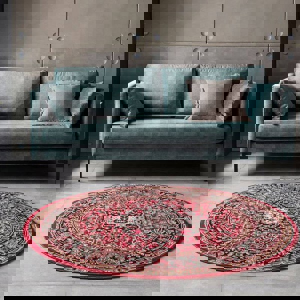 The Rugs Vintage Bordered Oriental Rug - Quality & Style