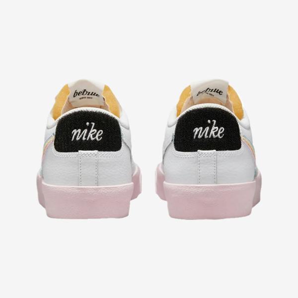 Nike DD3034-100 'Be True' Sneakers   in  White