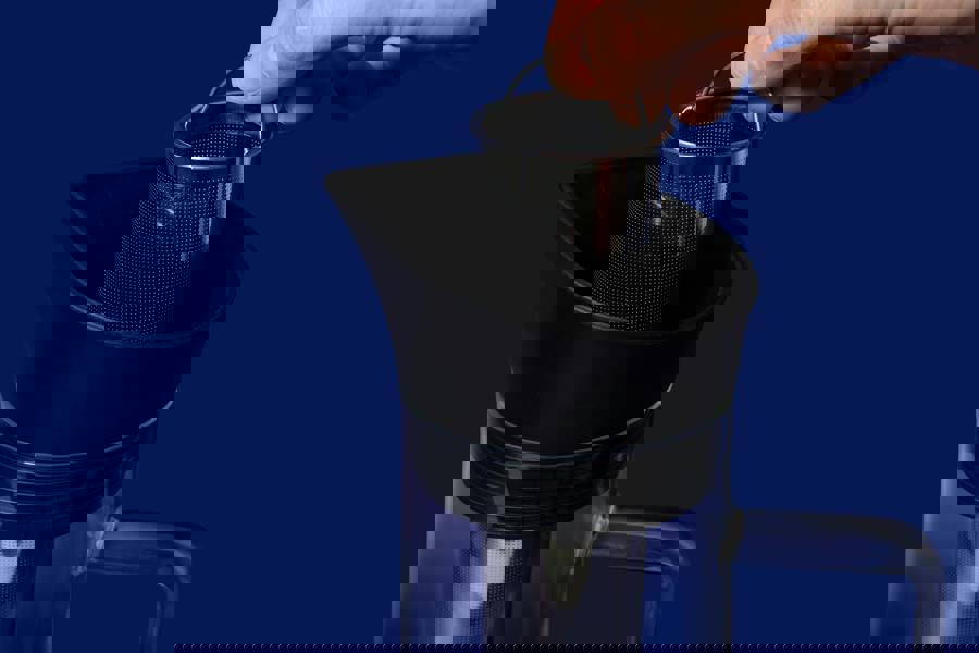 La Cafetière Cold Brew 8 Cup Coffee Maker with Mesh Filter and Handle, 1L