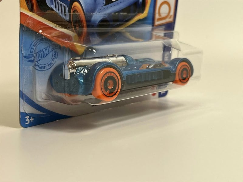 Hot Wheels Retro Active Track Stars 1:64 Scale - GRY82M521 B6