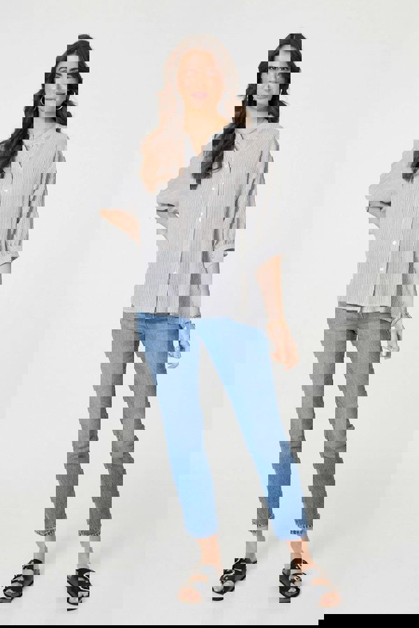 White | Pinstripe Relaxed Button Back Blouse : Model is 5'9"/175 cm and wears UK10/EU38/US6/AUS10