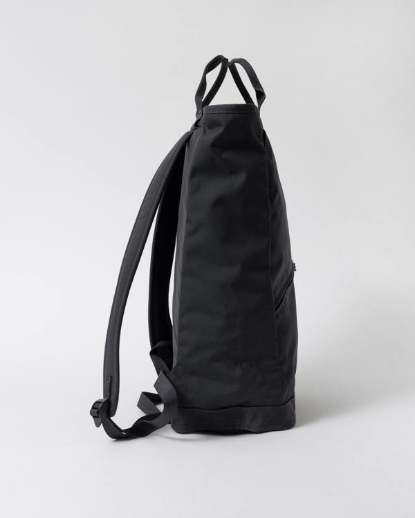 side of Fjallraven Vardag 22L Unisex Totepack in Coal Black 037