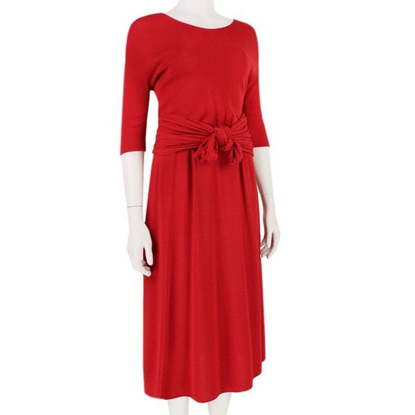 A Giambattista Valli elegant dress in luxurious pillar box red knitted fabric