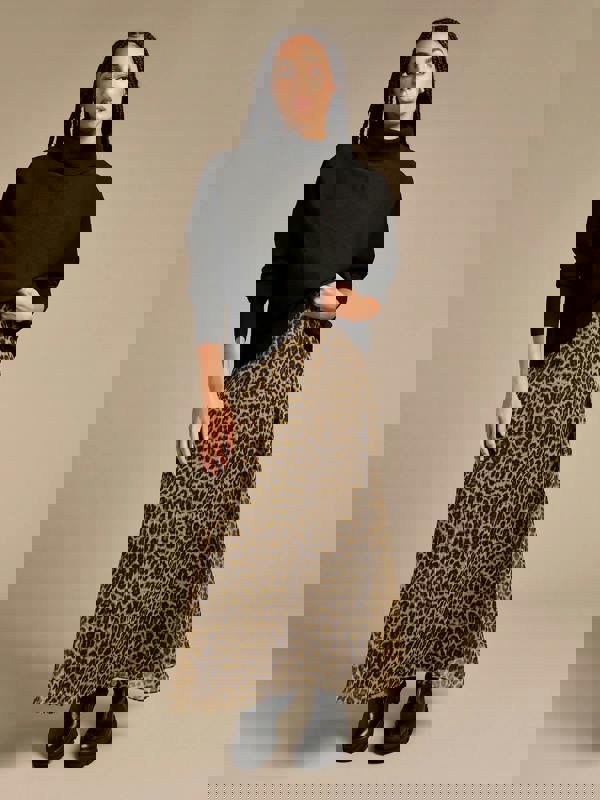 GWD Iris Knitted Roll Neck Tie Top