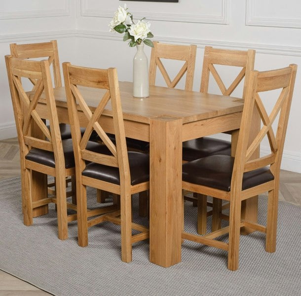 That's Furniture Kuba Small Oak Dining Table with Berkeley Oak Chairs