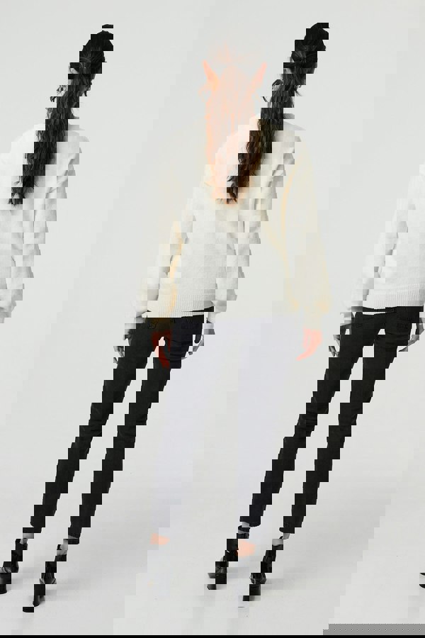 White | Butterfly Embellished Puff Sleeve Jumper
