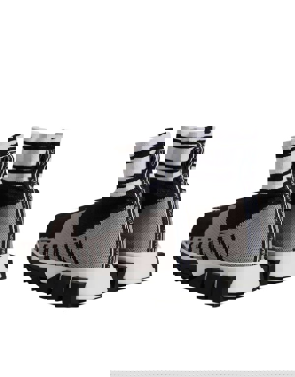 216076346.jpg