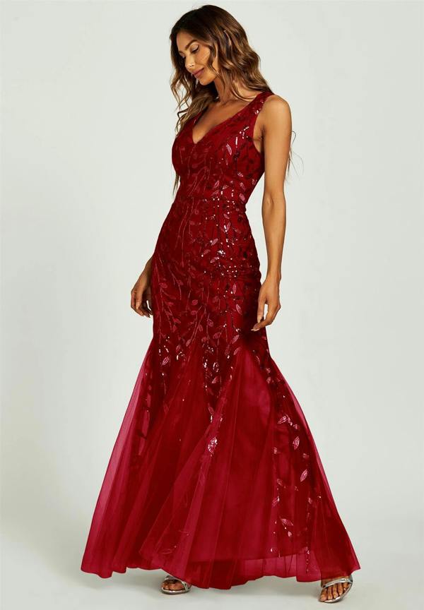 FS Collection Sequin Leaf Detailed V Neck Bridesmaid Maxi Dress In Wine