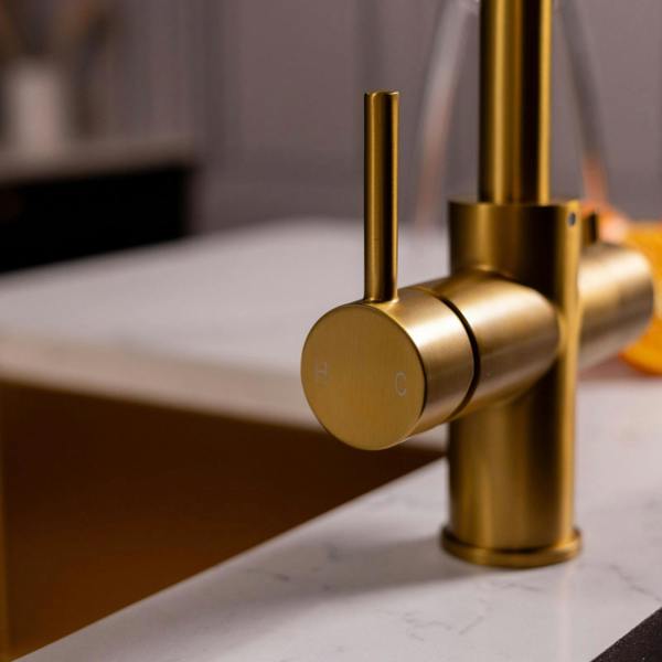 Flode tre | 3 in 1 Boiling Water Tap | Brushed Gold Finish
