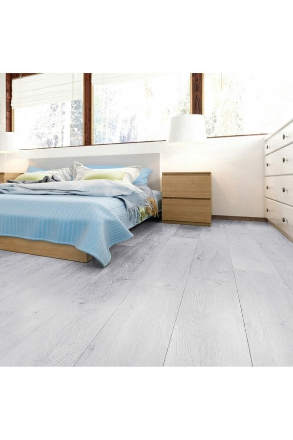 Living and Home 7 Pcs Rustic Style Wood Grain PVC Flooring