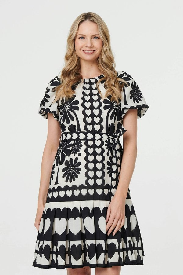 Black | Heart Print Tie Waist Short Skater Dress

