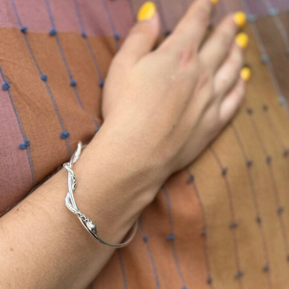 Reeves & Reeves Snake Bangle