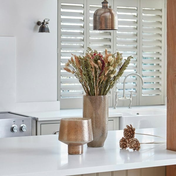 #color_metallic-gold