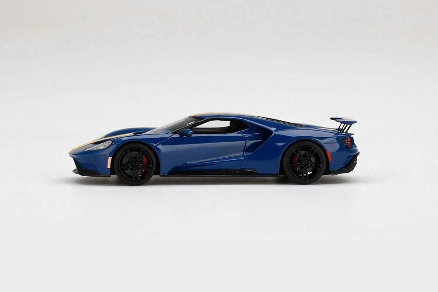 MCSlots Ford GT Sunoco Blue With Yellow Stripe 1:43 Scale TSM430524