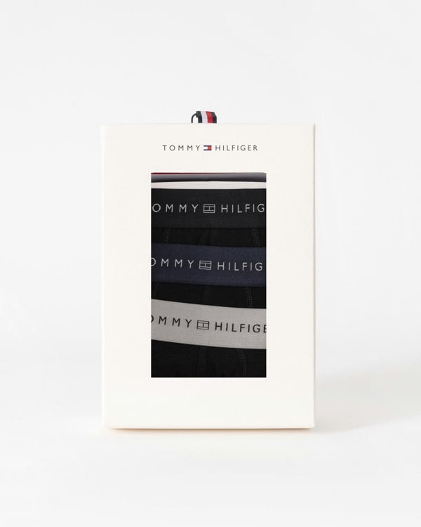 Tommy Hilfiger 3 Pack Metallic Waistband Mens Trunks in B-Black/Desert Sky/Silver