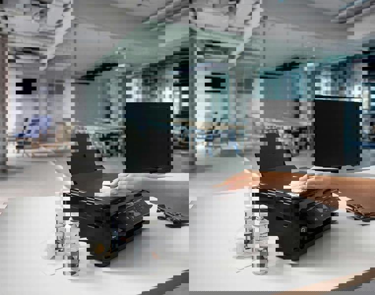 Durable PC Tech Cleaning Kit | Sprays, Wipes & Keyboard Tool | 6 Pack