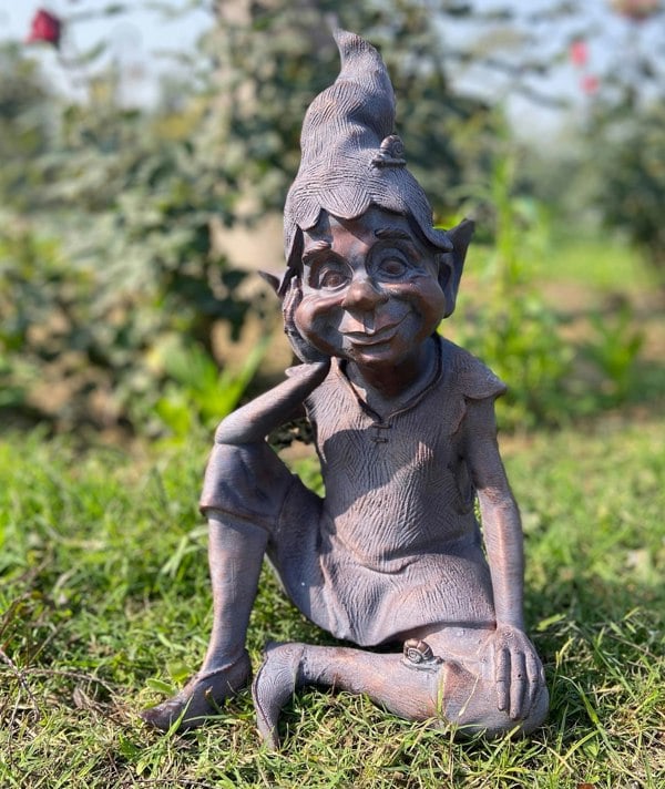 Inspirational Gifting Pixie Sitting Garden Sculpture Ornament Resin Statue