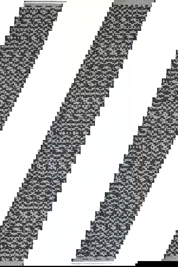 County Genesis Rug Diamond Design – Indoor/Outdoor Use