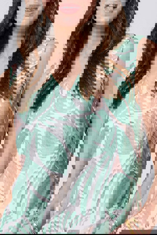 Green | Floral V-Neck Knee Length Shift Dress