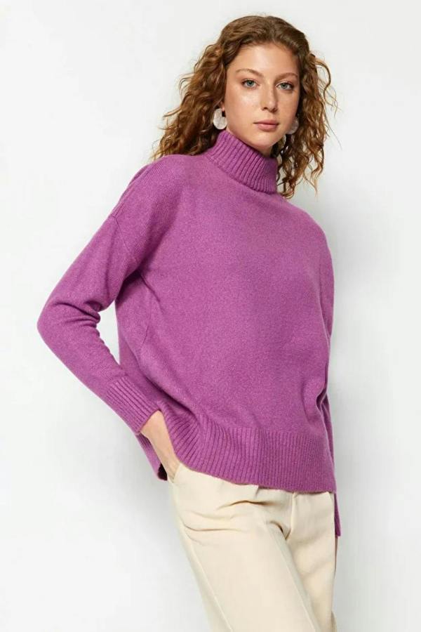 Hoxton Gal Relaxed Fit Soft-Texture Knit Sweater