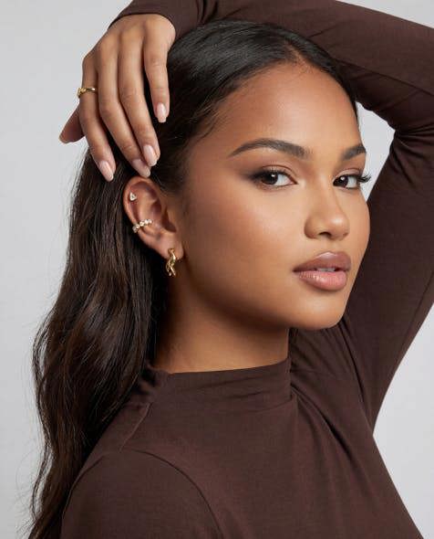 Elk & Bloom Dainty 14k Gold Solitaire Tennis Hoop Ear Cuff