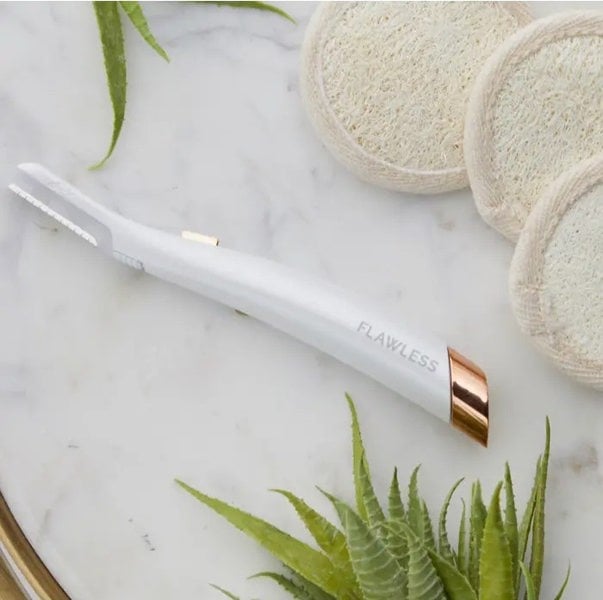 FLAWLESS Dermaplane Glow UK 506607 White