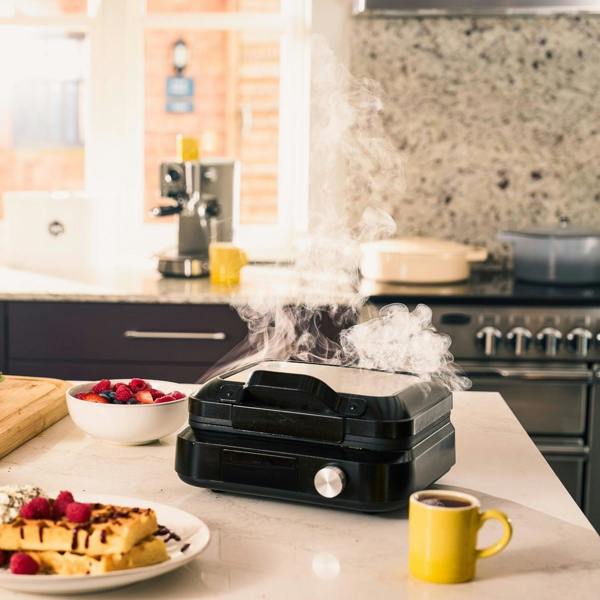Cooks Professional Digital Waffle Maker