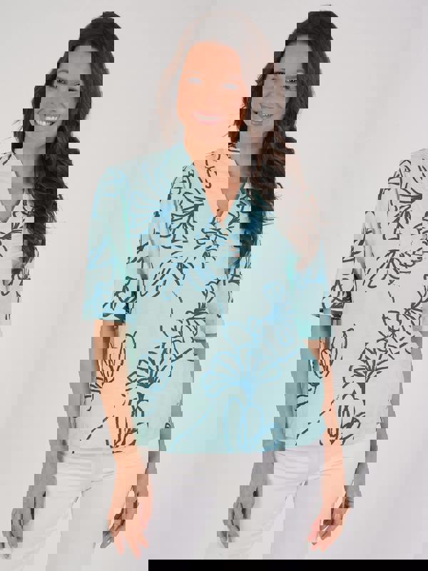 VIZ-A-VIZ Floral Printed Top