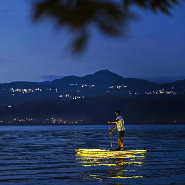Aqua Marina Ray 11'0" TPU Inflatable Paddleboard with Advanced Illumination System