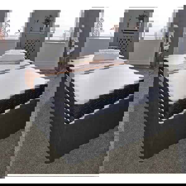 eXtreme Comfort Mars Black Border Hybrid Mattress - 17cm Deep, Medium-Soft Feel