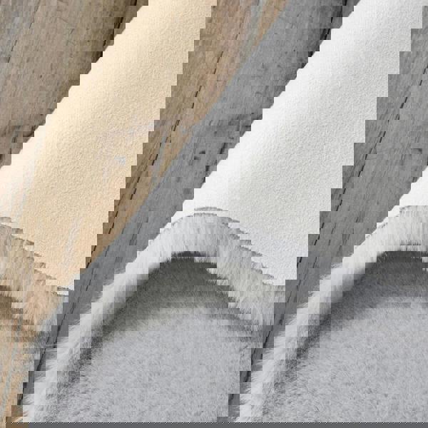 Smart Living Faux Fur Rabbit Rug - Silver