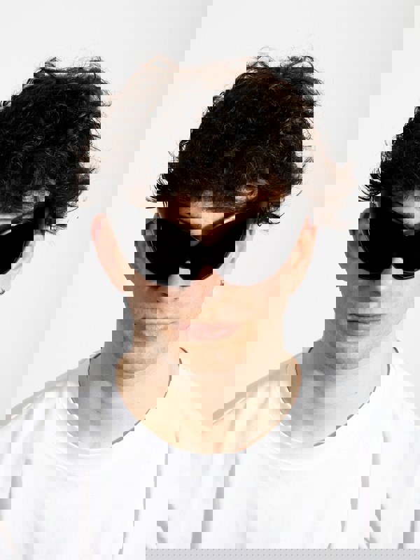 SVNX Ultra Curved Wrap Around Sunglasses in Black