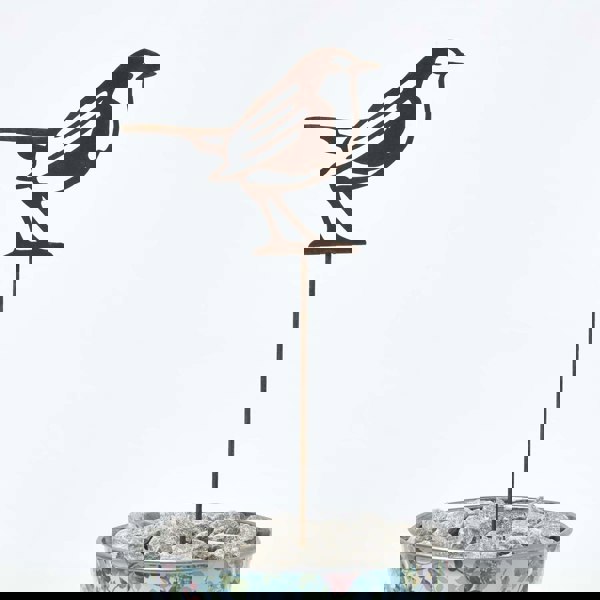 HOMESCAPES Steel Robin Garden Stake Decorations, Set of 2