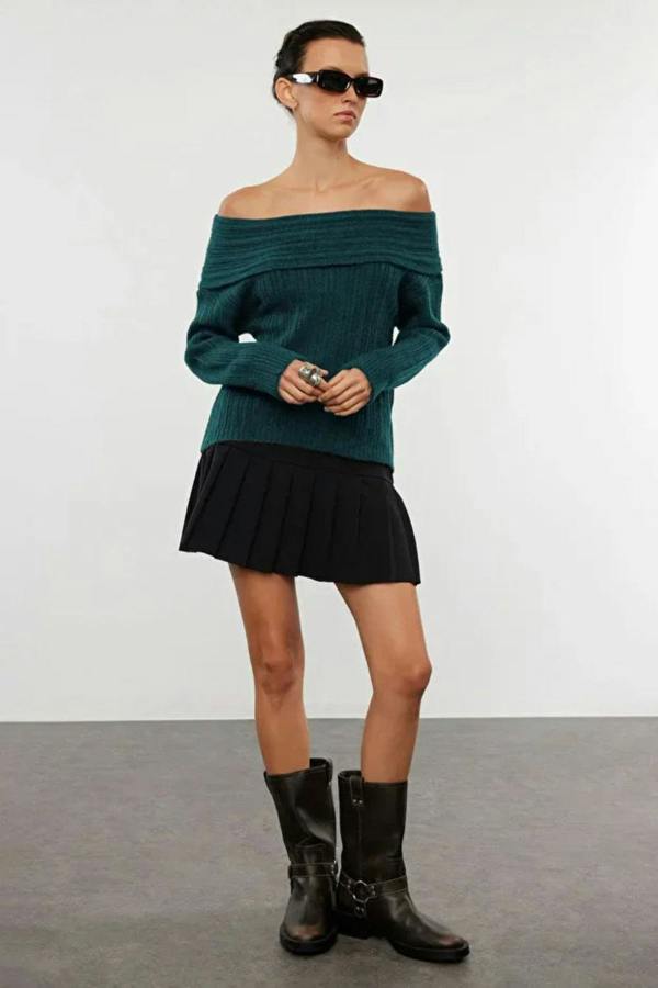 Hoxton Gal Oversized Flared Sleeve Knit Sweater