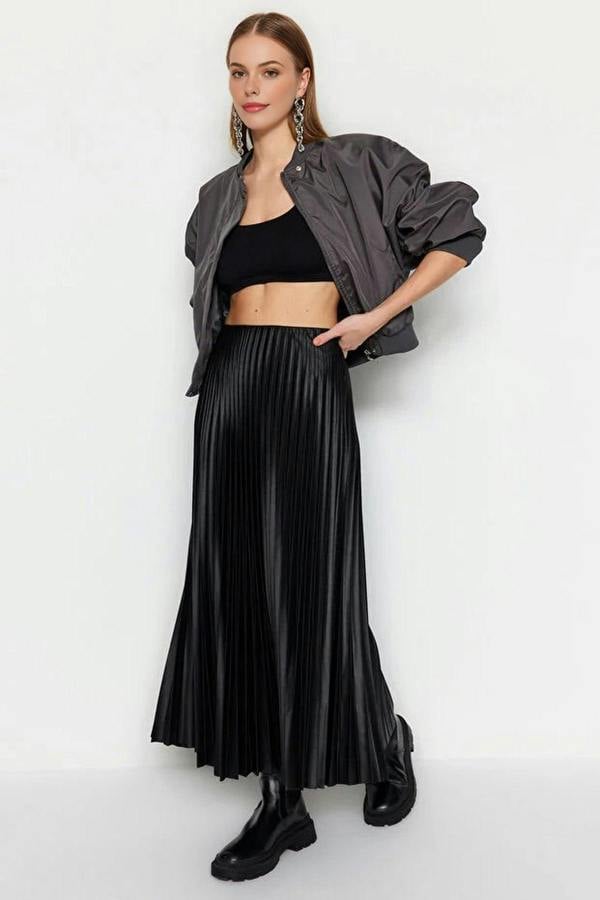 WOVCOR Pleated Maxi Stretch Knit Skirt